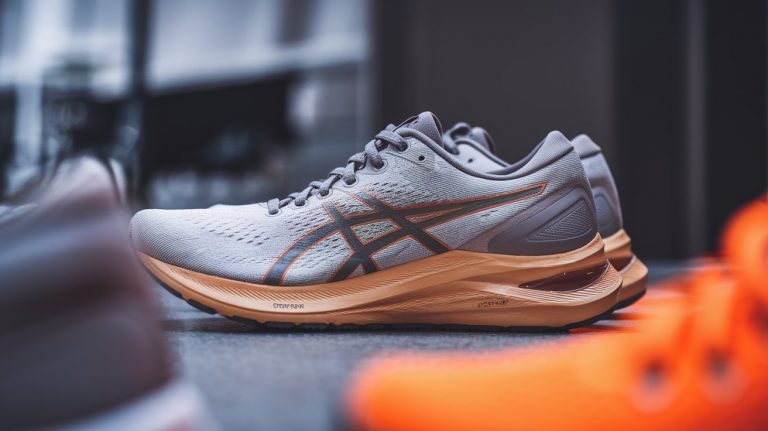 Asics Novablast : guide complet des versions 2025